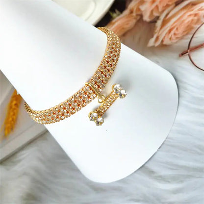 Three-Drain Zircon Bone Pet Collar